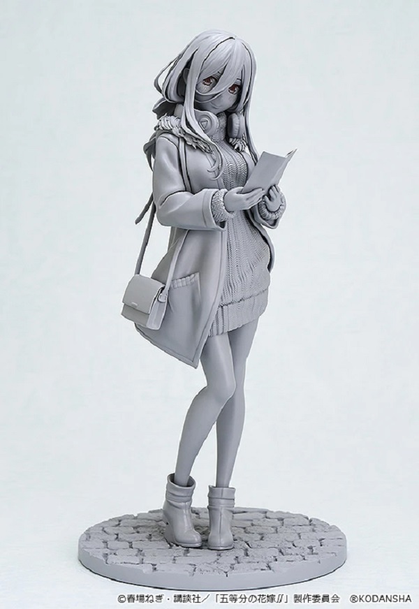 1/6 Scale Figure Miku Nakano: Date Style Ver.